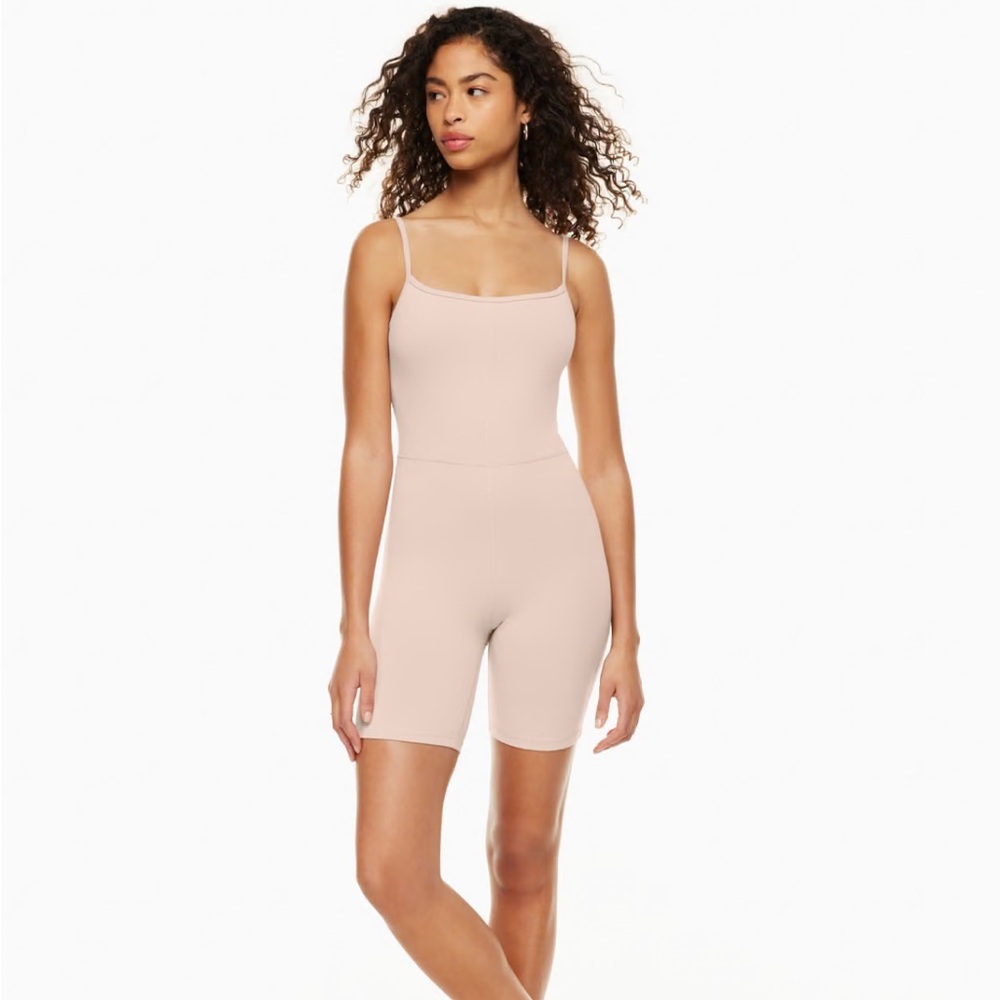 Aritzia Wilfred Free jumpsuit / romper xs